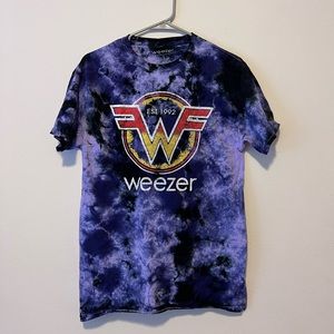 Vintage Weezer band tee